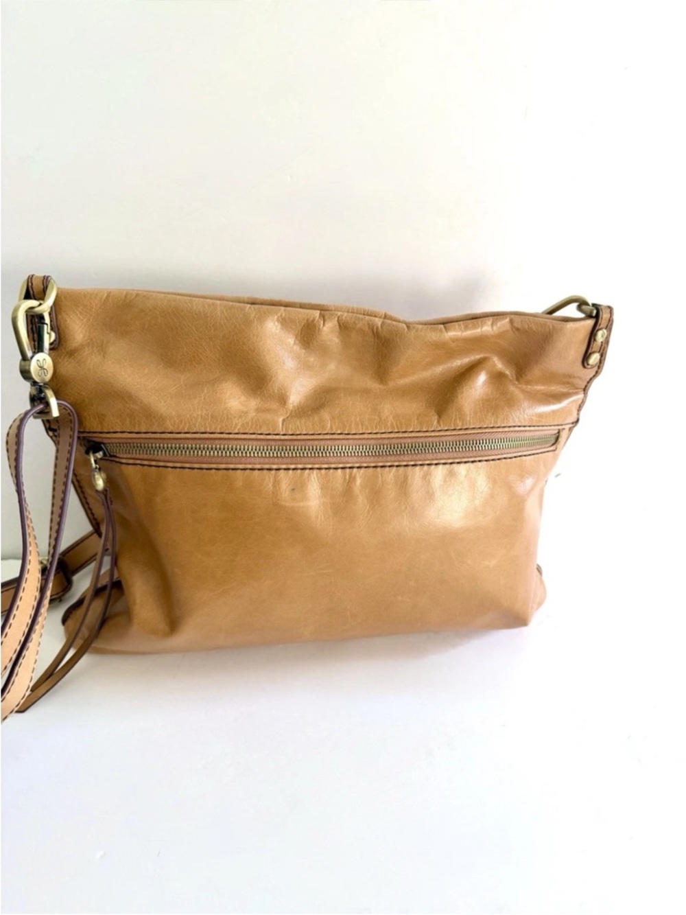 HOBO Tan Leather Crossbody Clutch Bag - Picture 8 of 9